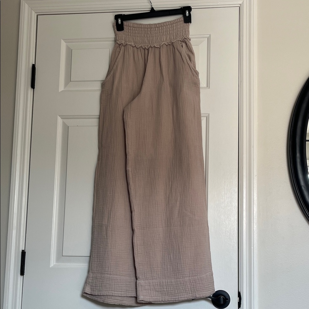 Vintage Havana Textured Pants in cream color